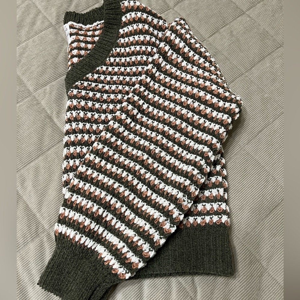 Hippie Rose Khaki, Peach and Cream V-Neck Sweater